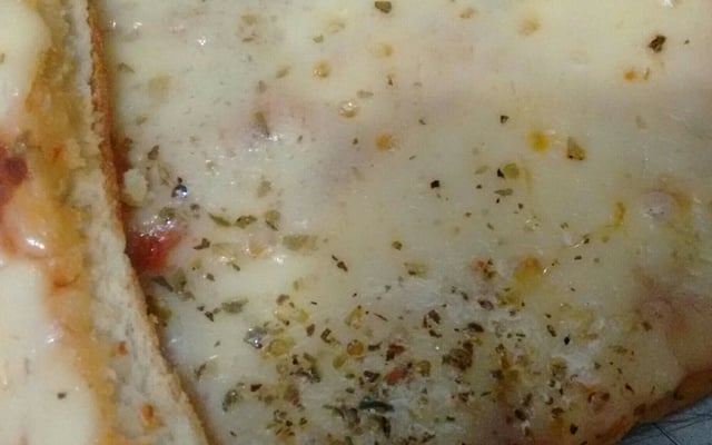 Massa para pizza, esfiha, joelho e outros salgados assados
