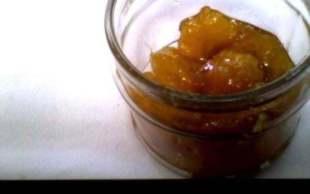 Doce caramelado de banana