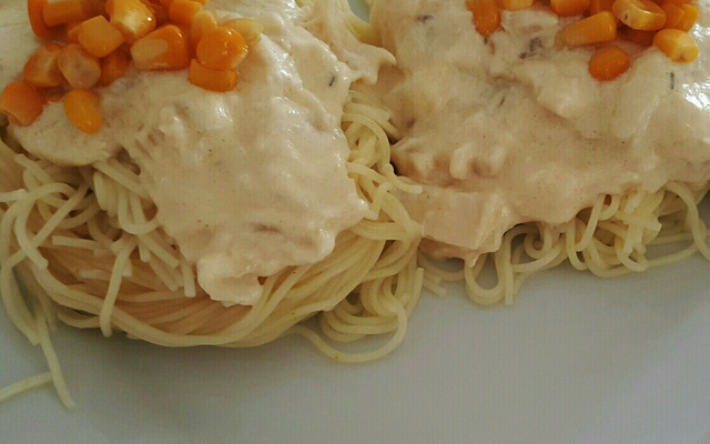 Massa ao molho branco de palmito