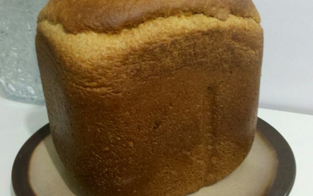 Pão caseiro na máquina de pão