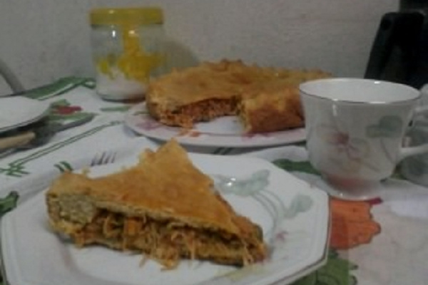 Empadão de frango e requeijão