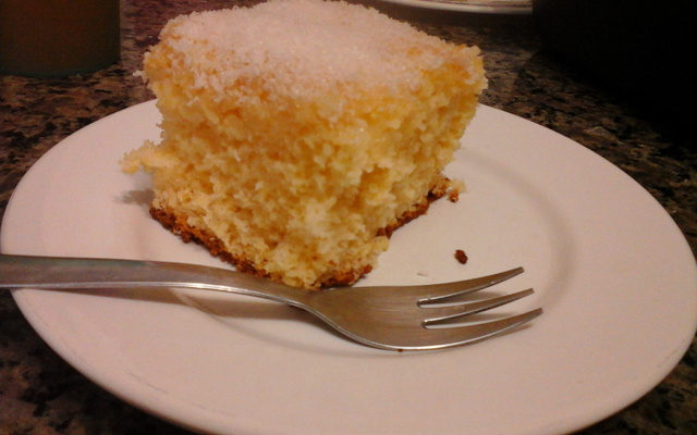 Bolo de fanta laranja molhadinho