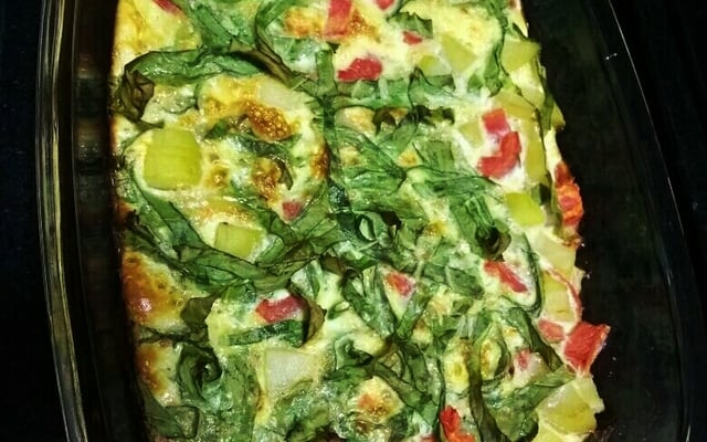 Omelete de forno colorido