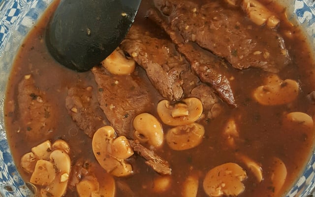 Mignon ao molho madeira