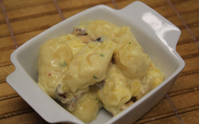 Nhoque recheado com mussarela