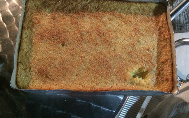 Bolo de mandioca cremoso