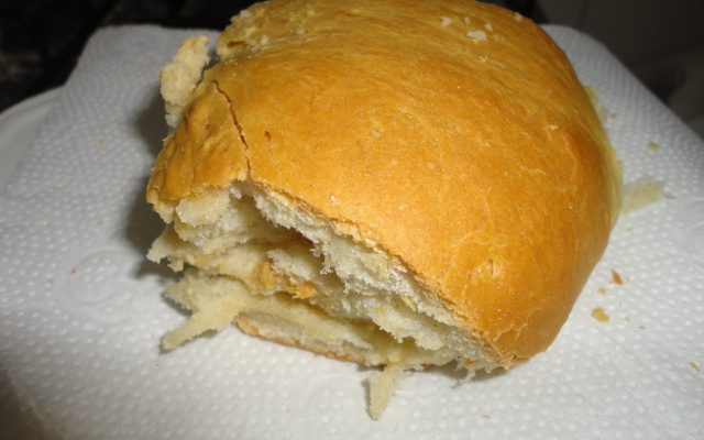 Pão sem leite e sem ovo