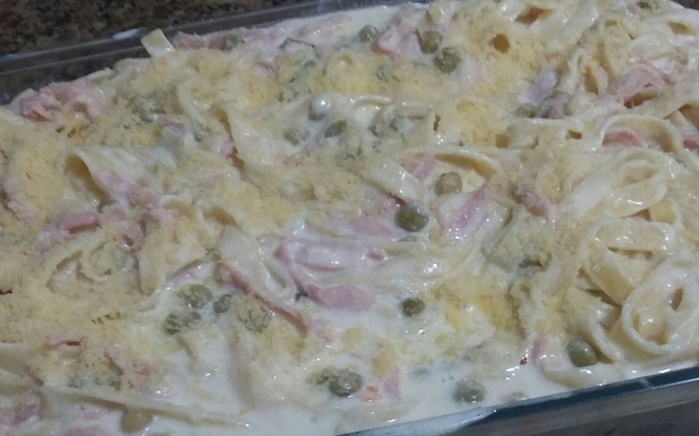 Talharim ao molho de nata