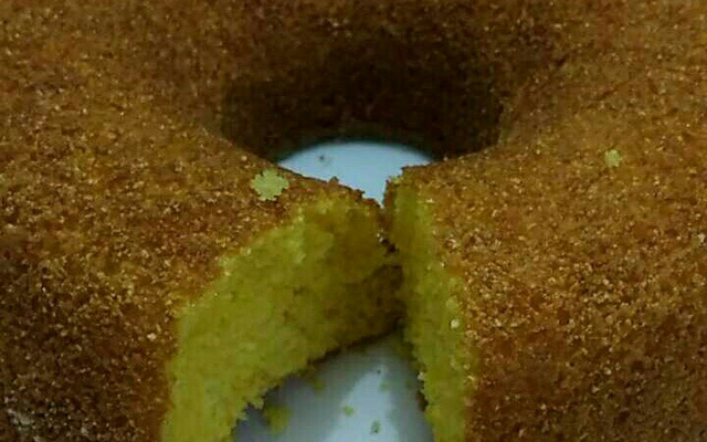 Bolo de milharina simples e fácil