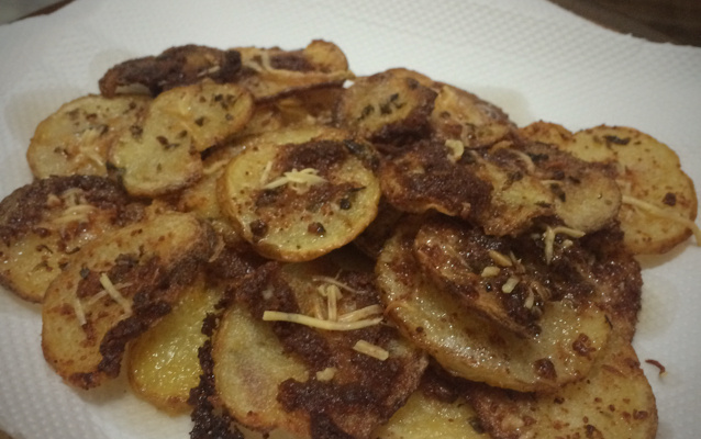 Batata assada crocante (melhor que frita)