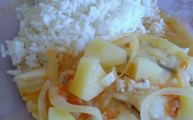 Fillé de peixe com batatas