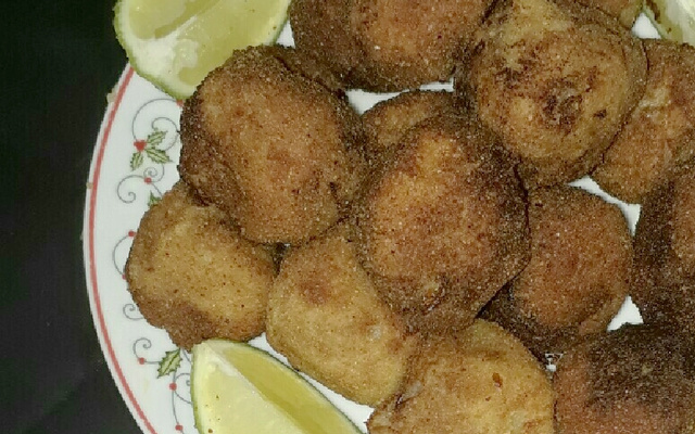 Bolinho de carne de sol