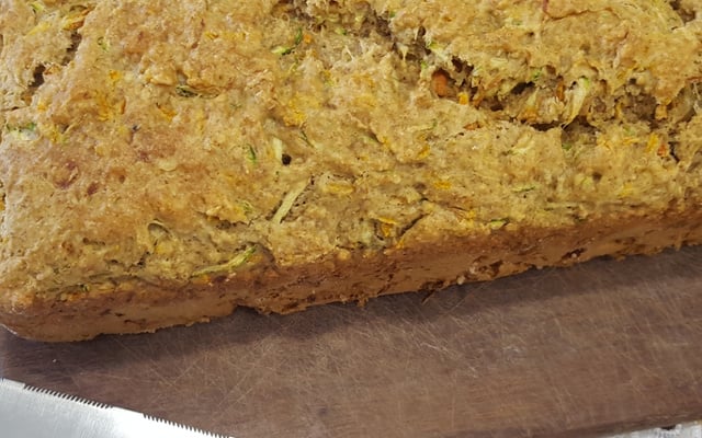 Pão integral de abobrinha com cenoura