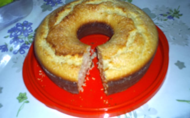 Bolo de flocos de arroz de liquidificador