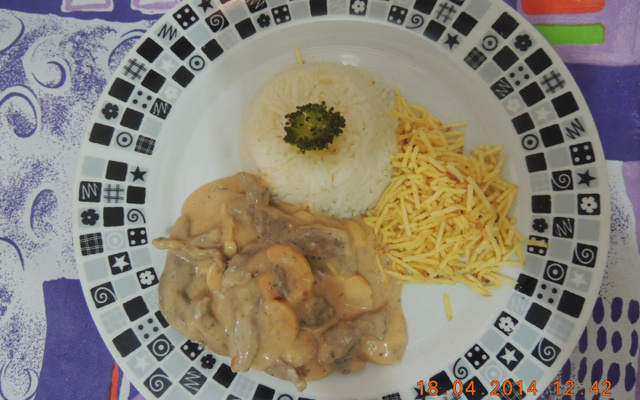 Estrogonofe de carne