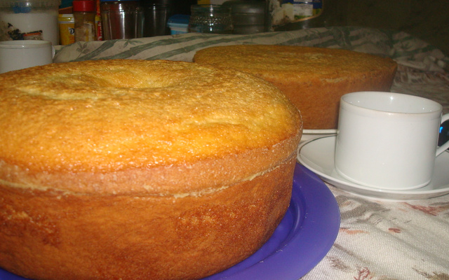 Bolo de leite da família Melo