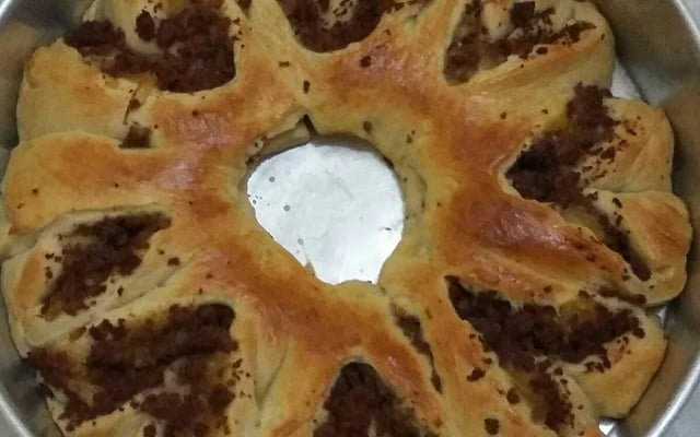 Massa para pizza, esfiha, joelho e outros salgados assados