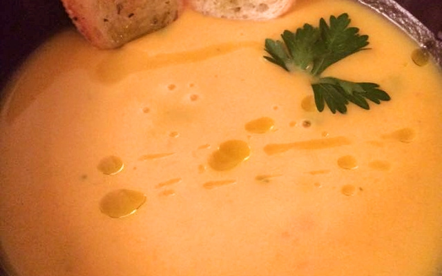 Sopa leve de abóbora