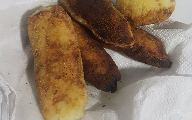 Croquete de batata recheada com carne moída