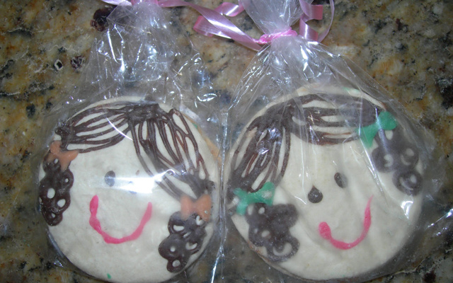 Biscoito de nata recheado e decorado da mamãe