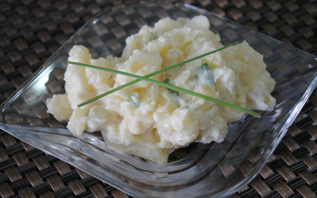 Salada de maionese com ovos de codorna do Marcelo