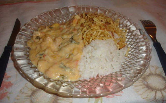 Camarão na moranga com catupiry