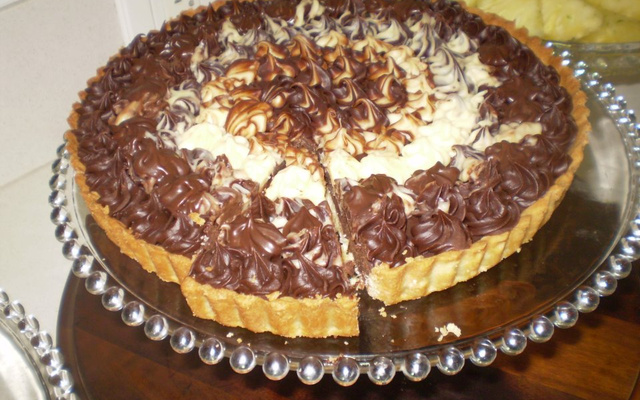 Torta trufada branca e preta