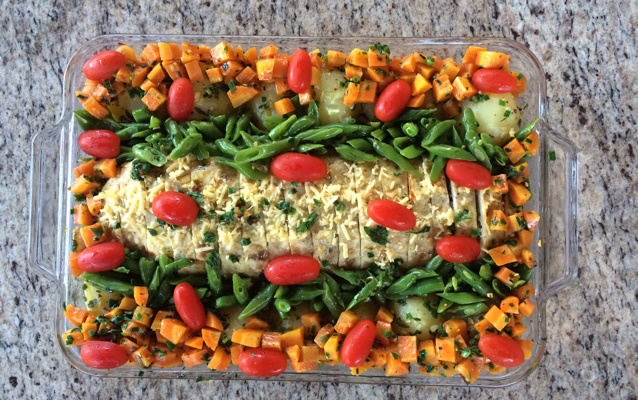 Rocambole de frango recheado