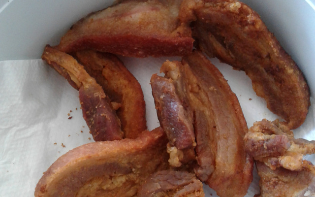 Torresmo na pressão