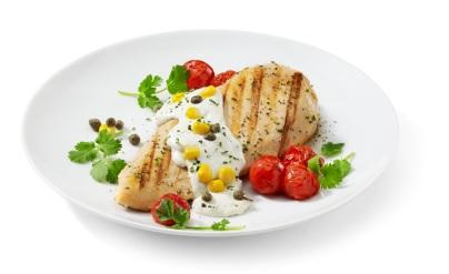 Peito de Frango Cremoso com Alcaparras