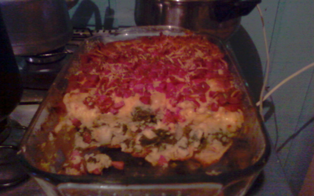 Torta salgada de espinafre e salsicha