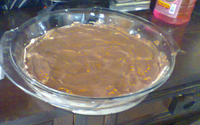 Torta de bolacha com ganache e chantilly de chocolate