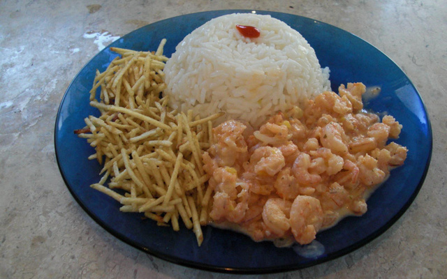Camarão com requeijão
