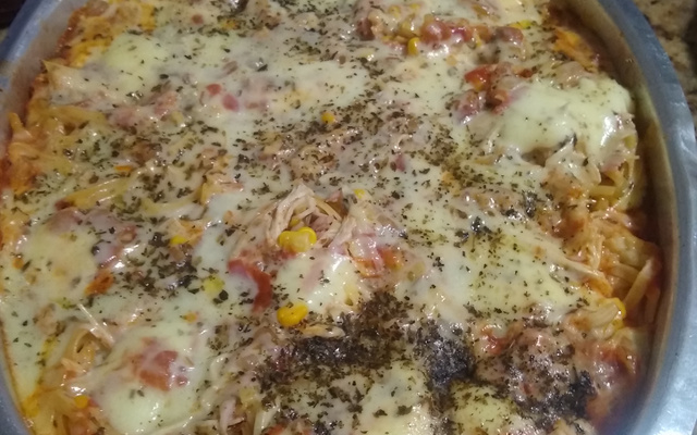 Macarrão ninho ao forno