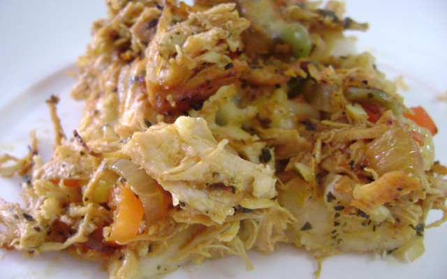 Torta colorida de frango