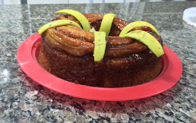 Torta invertida de banana