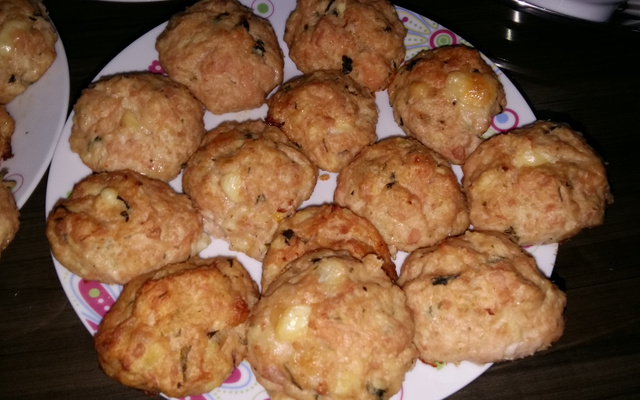 Almôndegas de linguiça de frango