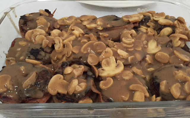 Medalhão ao molho madeira