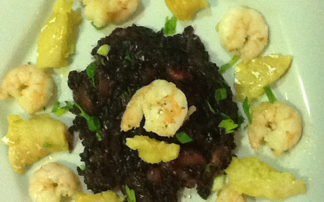 Rizzo nero al mare ( Arroz negro al mare)