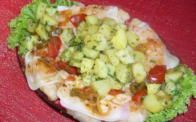 Almôndega meio a meio (carne moída e linguiça de churrasco)