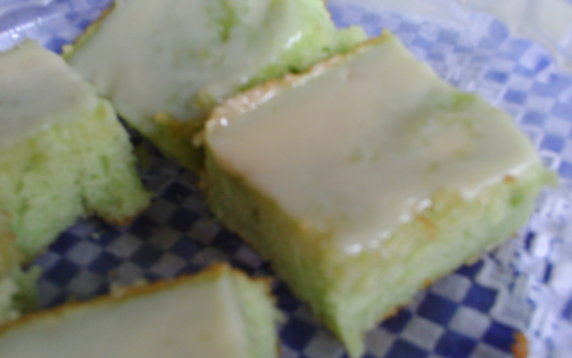 Bolo de gelatina de limão