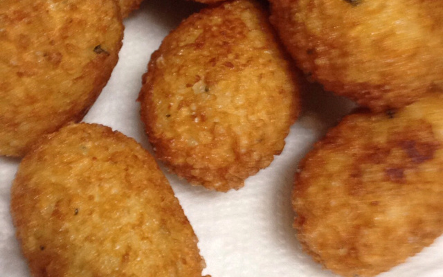 Bolinho de arroz simples da Valéria