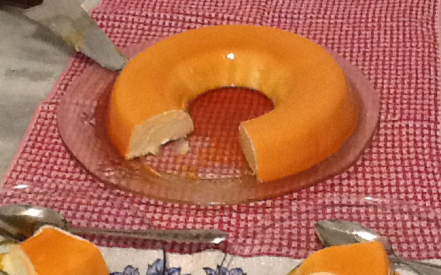 Pudim de iogurte natural