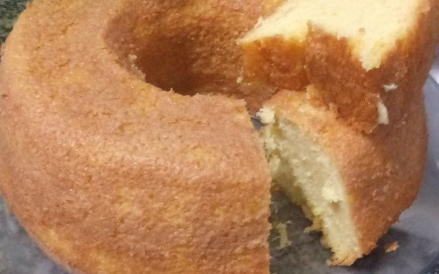 Bolo de milho no liquidificador