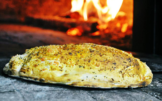 Calzone de bacalhau