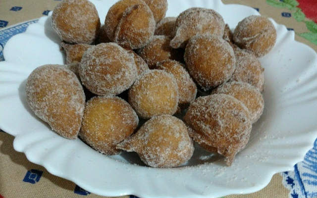Bolinhos de chuva da Carminha