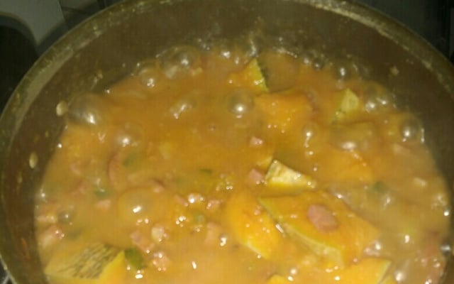 Abóbora com linguiça calabresa da Débora