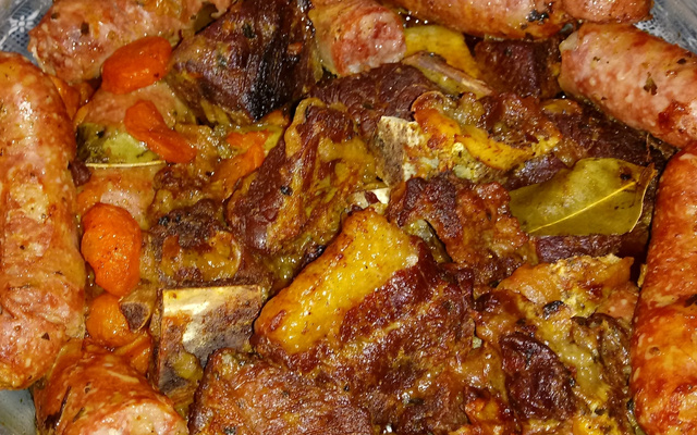 Costela com linguiça na panela de pressão