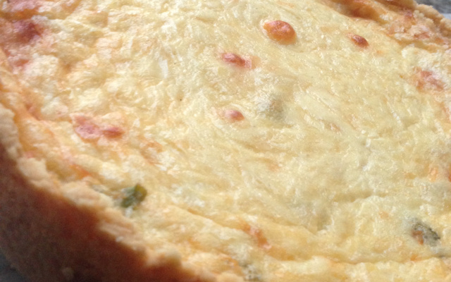 Quiche de frango com azeitonas