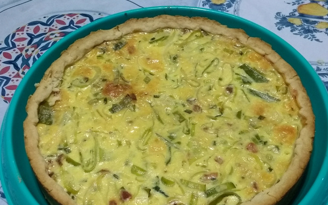 Quiche de alho poró com bacon